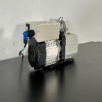 Leybold Trivac Vacuum Pump image 0